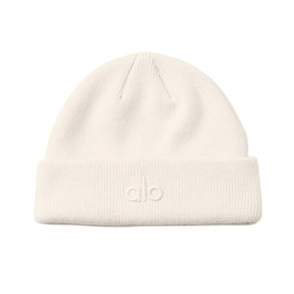 ALO Yoga Notable Beanie in Ivory